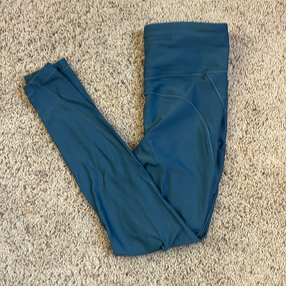 Lululemon Flurry Up Super High Rise leggings, Fleece Lined - size 10, Blue